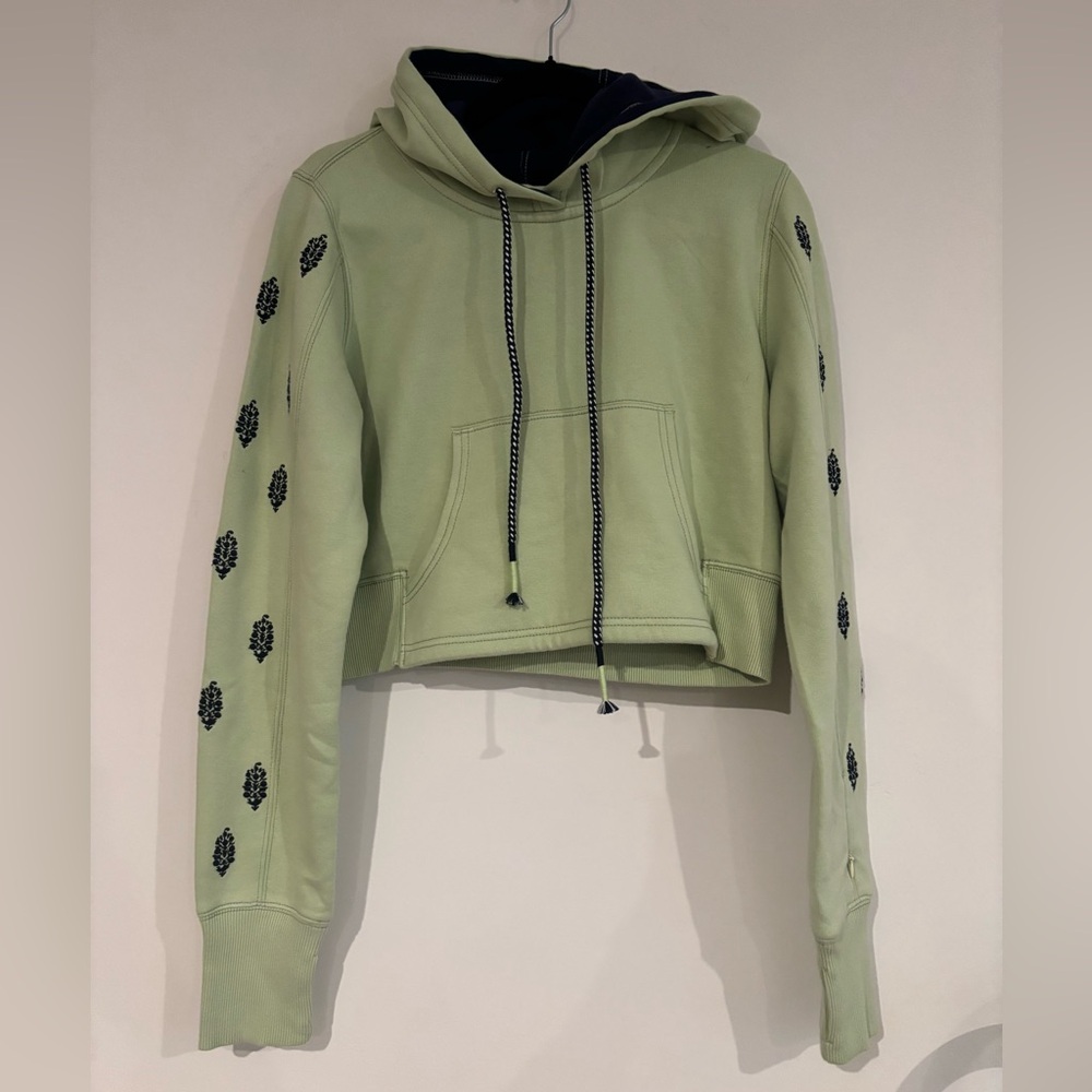 Free People Run Out Hoodie Crop - Small - sample
